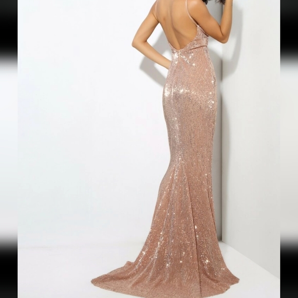 Shein LOVE&LEMONADE Plunge Neck Backless Sequin Floor Length Dress US 4 🌸🩷 - Picture 2 of 3